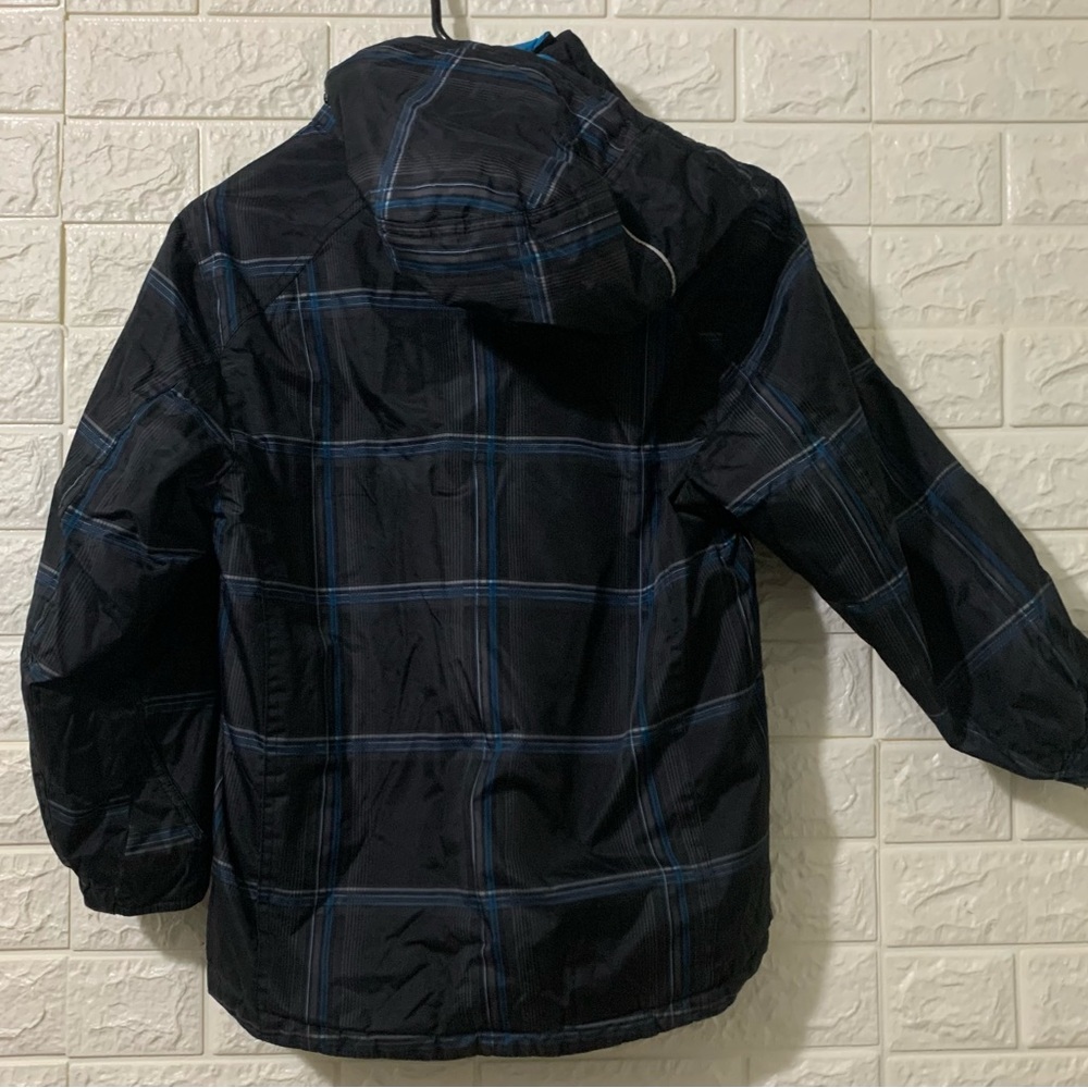 Winter jacket - Picture 3 of 3